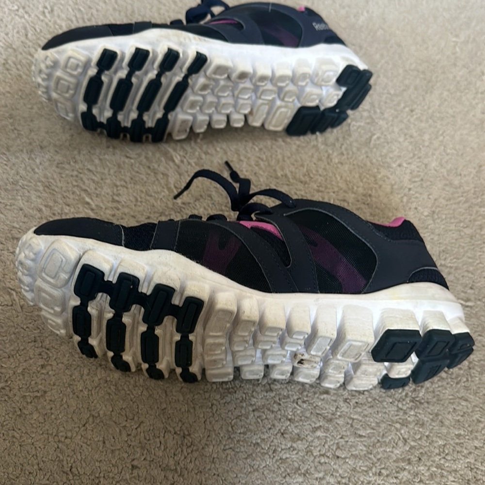 Reebok Black and Purple Athletic Shoes - Picture 6 of 6